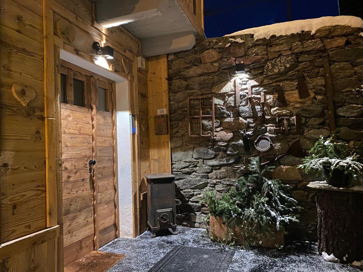 Maison Rongier Nel Centro Di Cogne Exteriör bild