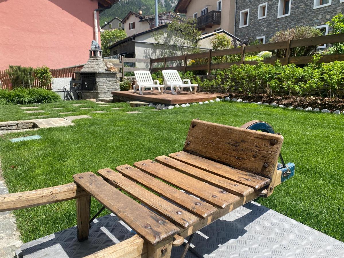 Maison Rongier Nel Centro Di Cogne Exteriör bild